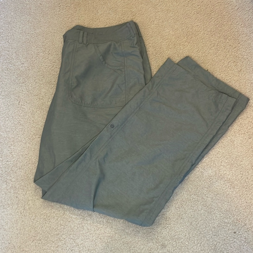 THE NORTH FACE | Women's grey, convertible long, roll-up pants,‎ size 12 - EUC